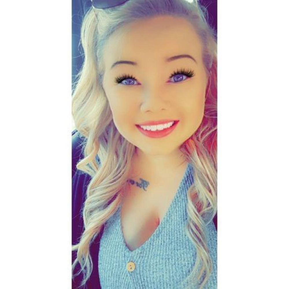 Meet your Posher, Casey